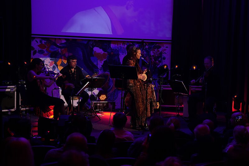 Nezaboravno veče uz kvartet „Rocher“ i specijalnu gošću Madam Piano Nezaboravno veče uz kvartet „Rocher“ i specijalnu gošću Madam Piano