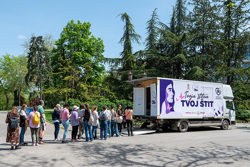 Veliko interesovanje za karavan „Tvoja štitna, tvoj štit” Veliko interesovanje za karavan „Tvoja štitna, tvoj štit”
