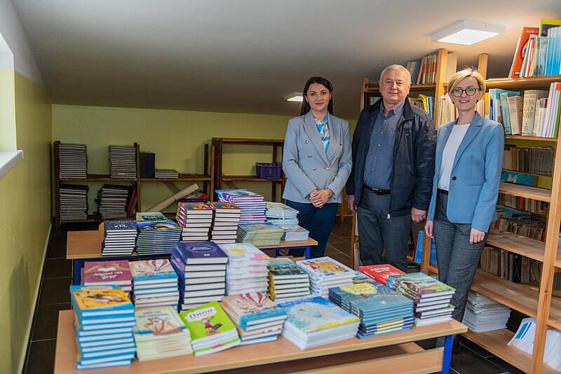 Knjige su blago – osnovcima iz Doboja stigla vrijedna donacija Knjige su blago – osnovcima iz Doboja stigla vrijedna donacija